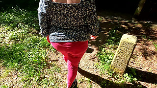 Put your tits in the thumbtacks