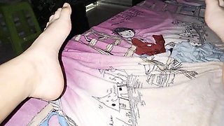 Colombian Single Mother Masturbating Until She Has a Great Orgasm