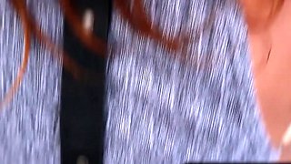 couple de coquins espagnole baise dans la rue