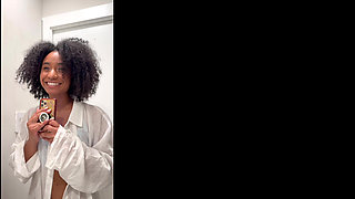 Trailer Evening Tinder Date turns into midnight romance