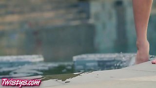 Twisyts - lucys hiloh, sapphirafa - solo