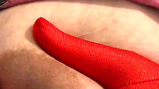 Im Spending a Romantic Day with My Giantess Love for This Moment, Im Even Putting on a Red Glove