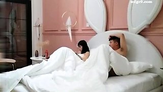 Horny fat arab housewife fingered on amateur hidden cam