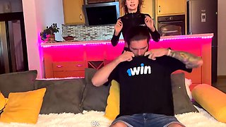 Big cock amateur teen anal riding big cock with pleasure