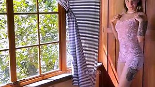 Blonde tight pussy babe solo toy fun in glamour masturbation