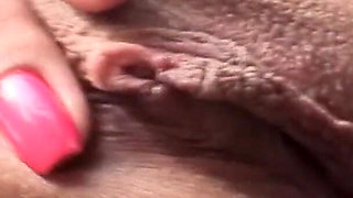 I Hunt My Cunt-Outdoor masturb scene by the car