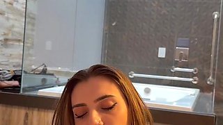 Sarinha busty glamour girl amateur porn