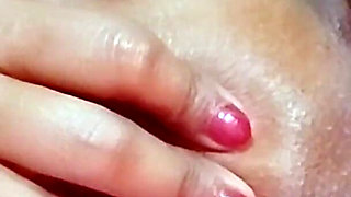 Horny Desi Hijabi College Girl Fucking Her Pussy with Brinjal and Masterbation