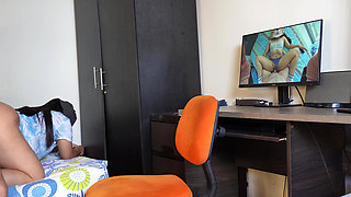 Secretary Needs Help With Her Computer, Wants Me To Insert My Hard Drive - Big Ass Latina Amateur Secretary Doggystyle