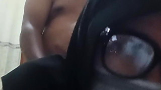 Viral Beautiful Hijab Student Has Illicit Sex with Her Classmates