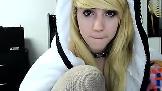 sexy amateur hot blonde teen show webcam