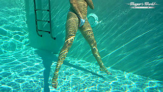 All Natural MILF Julia North Underwater Anal in the Pool