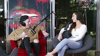 Kendra White Deepthroats Virgin Guy