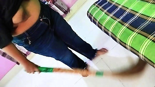 Egyptian Beautiful Friend's Wife Fucked by Husband's Friend in Kitchen When She Cooking & Seduce Him