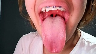 caroline honey - Exploring My Big Tongue