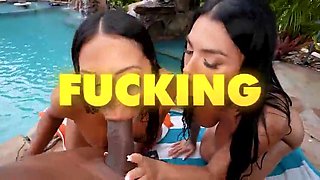 BANGBROS - Tessa Thomas Gets Her Butt Boned Deep While In The Bathroom With Her Step-father