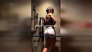 ThickMouse9 Screams as Daddy Stretches Her Tight Pussy