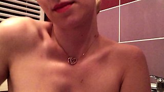 CLOSE UP OF TEENS PARADISE