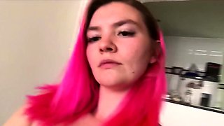 Flexible babe sucks her toes and masturbates on webcam