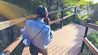 Asian babe gives top-notch BJ in crisp HD