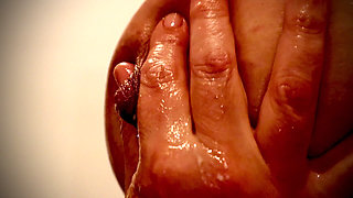 Hucow Udders Machine and Hand Milking