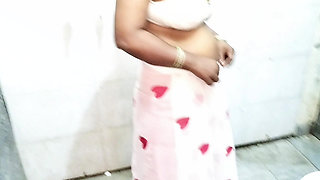 Garam Mood Aur Bathroom Ka Romance 💦   Bhabhi Ki Shararat